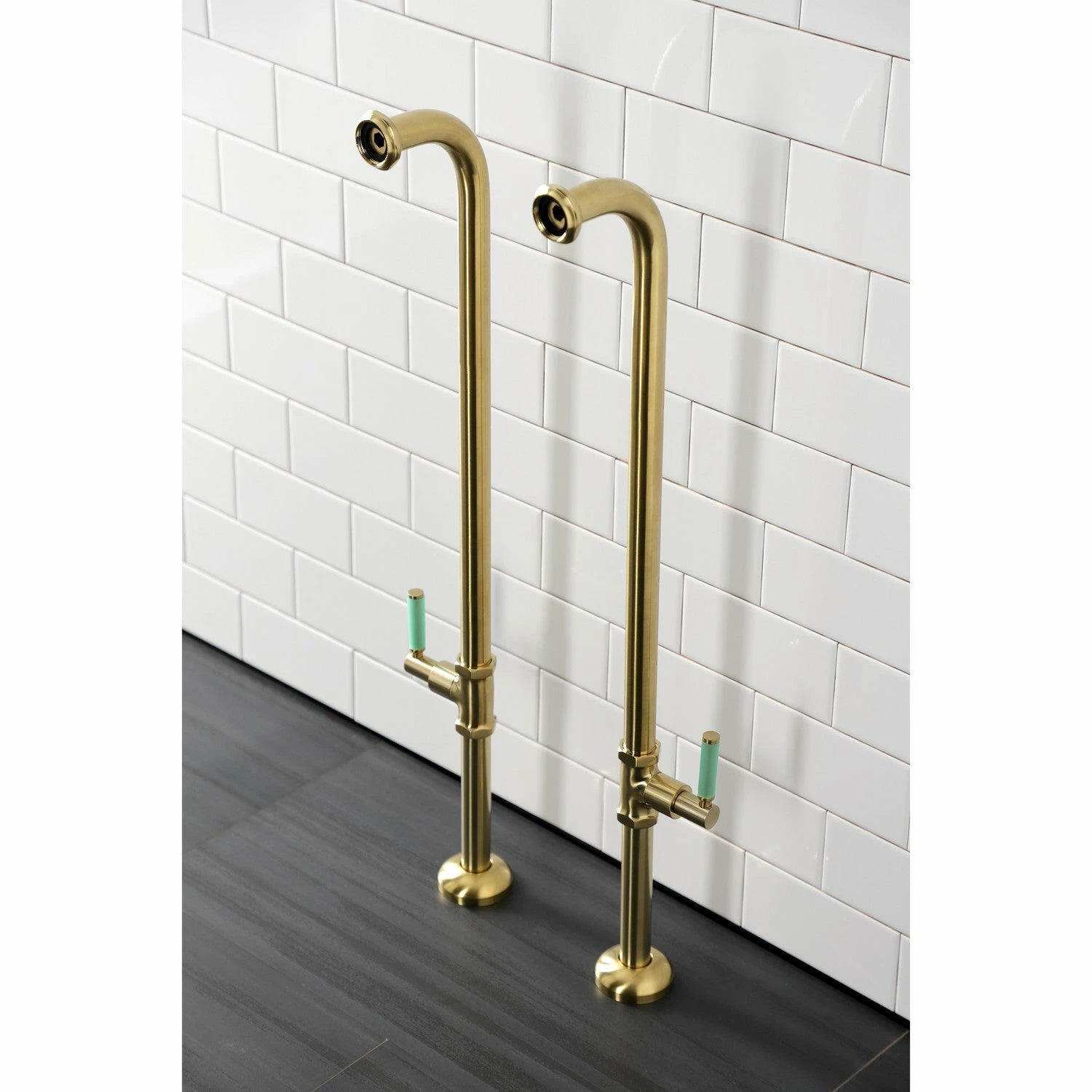 Concord AE810S7DKL Freestanding Tub Supply Line, Brushed Brass - Image 3