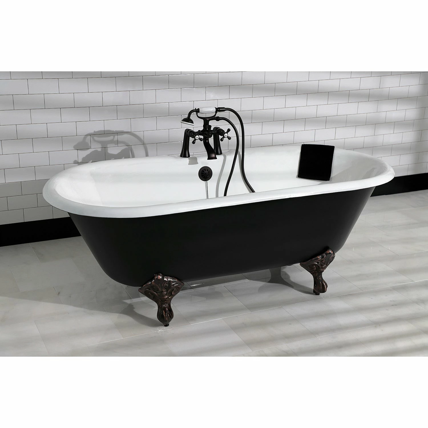 Aqua Eden VBT7D663013NB5 66-Inch Cast Iron Double Ended Clawfoot Tub With 7-Inch Faucet Drillings, Black/White/Oil Rubbed Bronze - Image 4