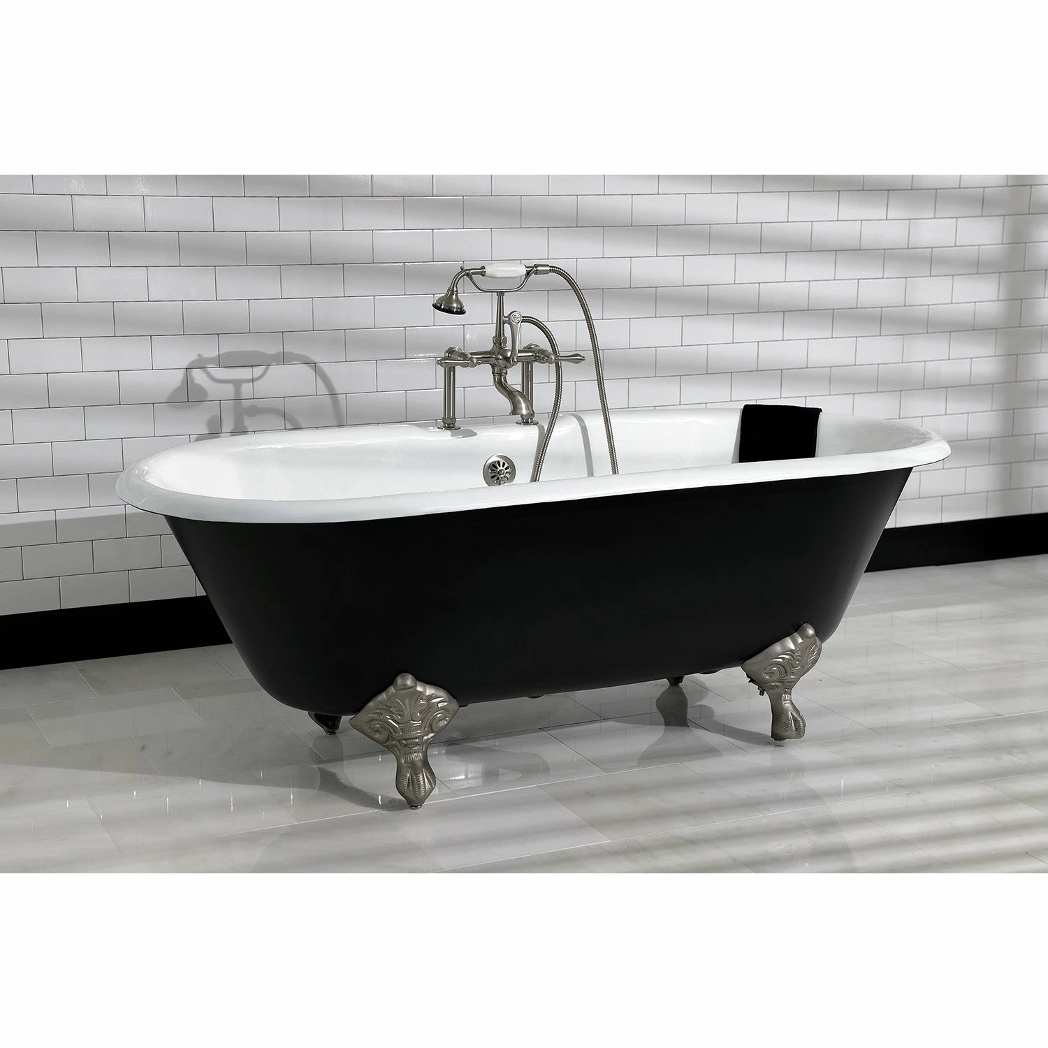 Aqua Eden VBT7D663013NB8 66-Inch Cast Iron Double Ended Clawfoot Tub With 7-Inch Faucet Drillings, Black/White/Brushed Nickel - Image 4