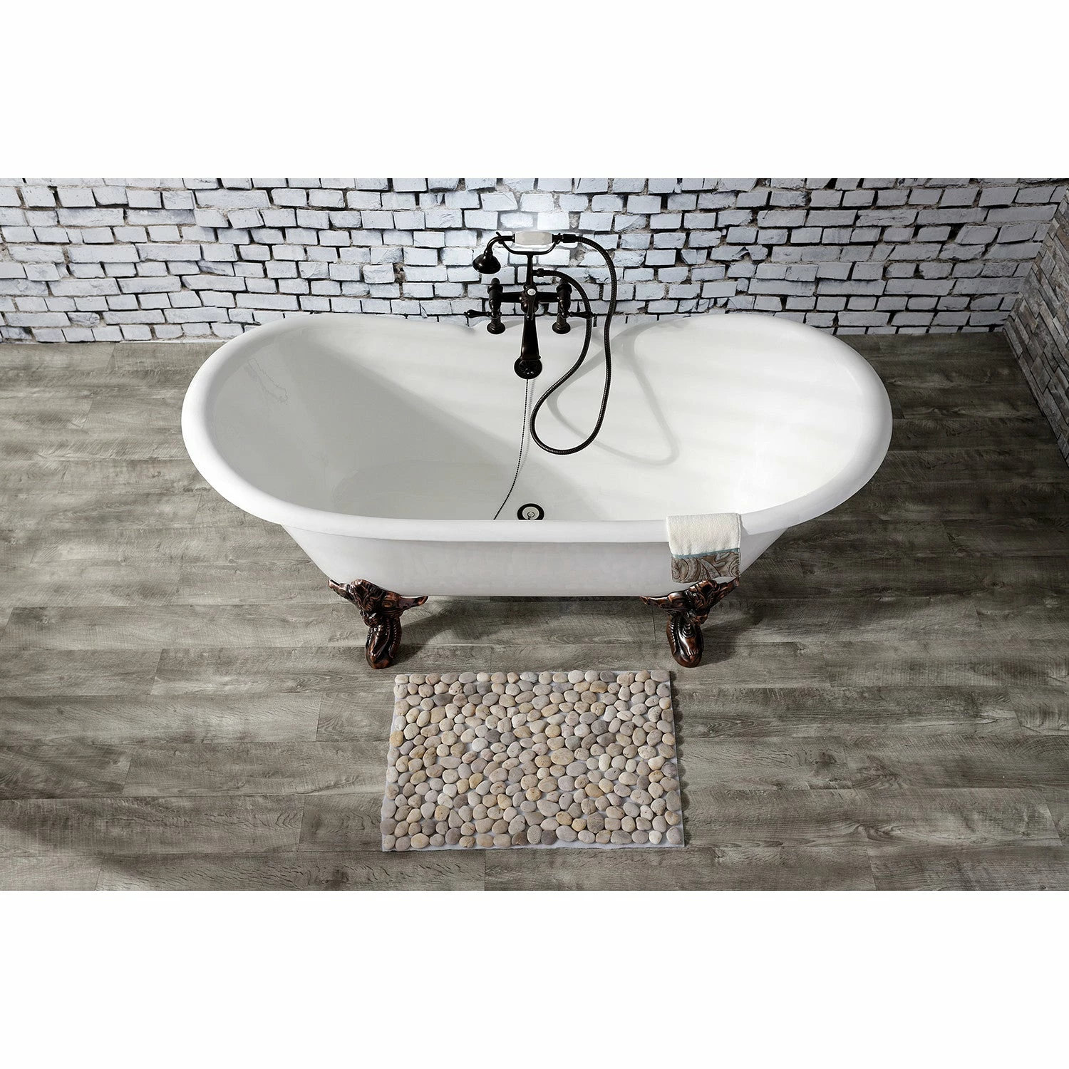 Aqua Eden VCT7DS6731NL5 67-Inch Cast Iron Double Slipper Clawfoot Tub With 7-Inch Faucet Drillings, White/Oil Rubbed Bronze - Image 3