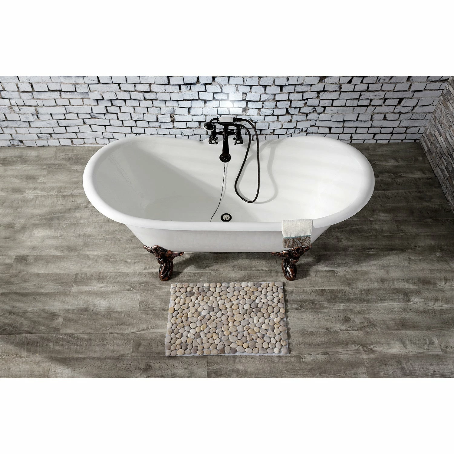 Aqua Eden VCT7DS6731NL5 67-Inch Cast Iron Double Slipper Clawfoot Tub With 7-Inch Faucet Drillings, White/Oil Rubbed Bronze - Image 6