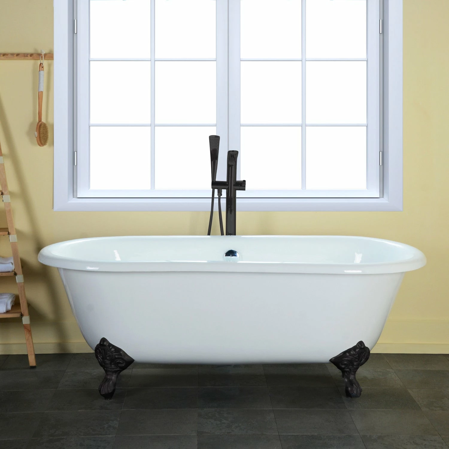 Aqua Eden VCTND603017NB0 60-Inch Cast Iron Double Ended Clawfoot Tub (No Faucet Drillings), White/Matte Black