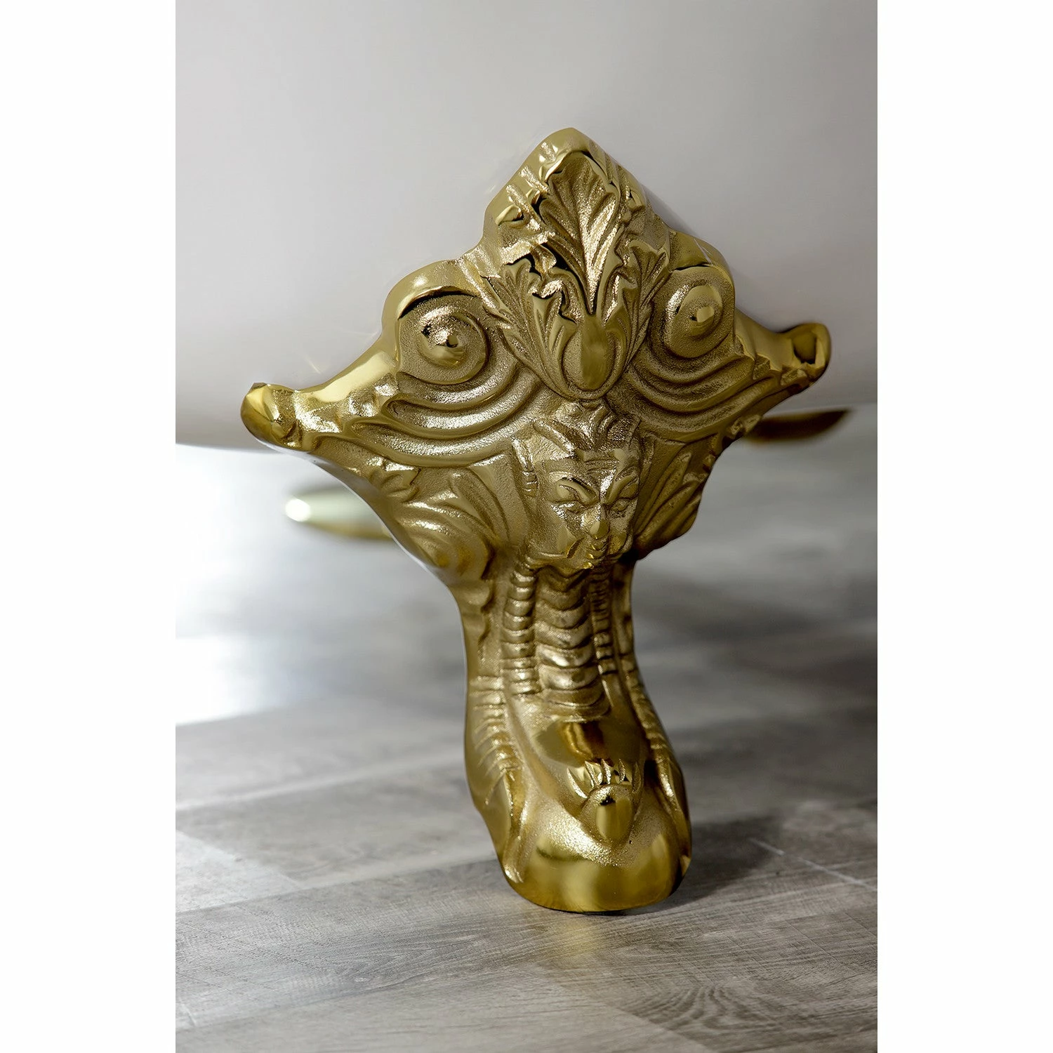 Aqua Eden VCTNL2 4-Piece (Set) Lion Cast Iron Tub Feet, Polished Brass - Image 2