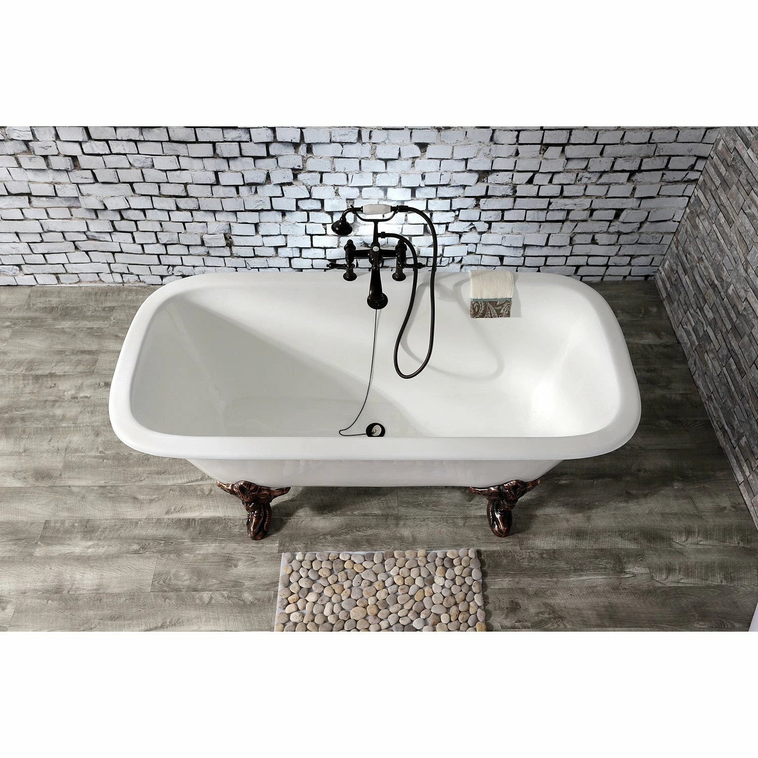 Aqua Eden VCTQ7D6732NL5 67-Inch Cast Iron Double Ended Clawfoot Tub With 7-Inch Faucet Drillings, White/Oil Rubbed Bronze