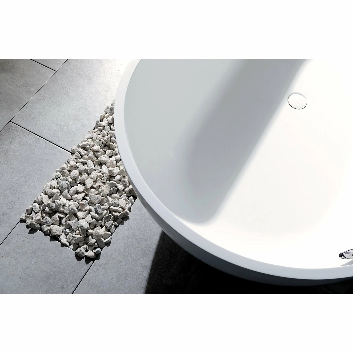 Arcticstone VRTRS703520 70-Inch Solid Surface White Stone Freestanding Tub With Drain, Matte White - Image 3