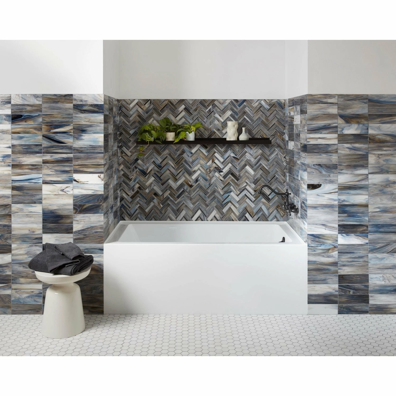 Aqua Eden VTAP603222R 60-Inch Acrylic Alcove Tub With Right Hand Drain Hole, White