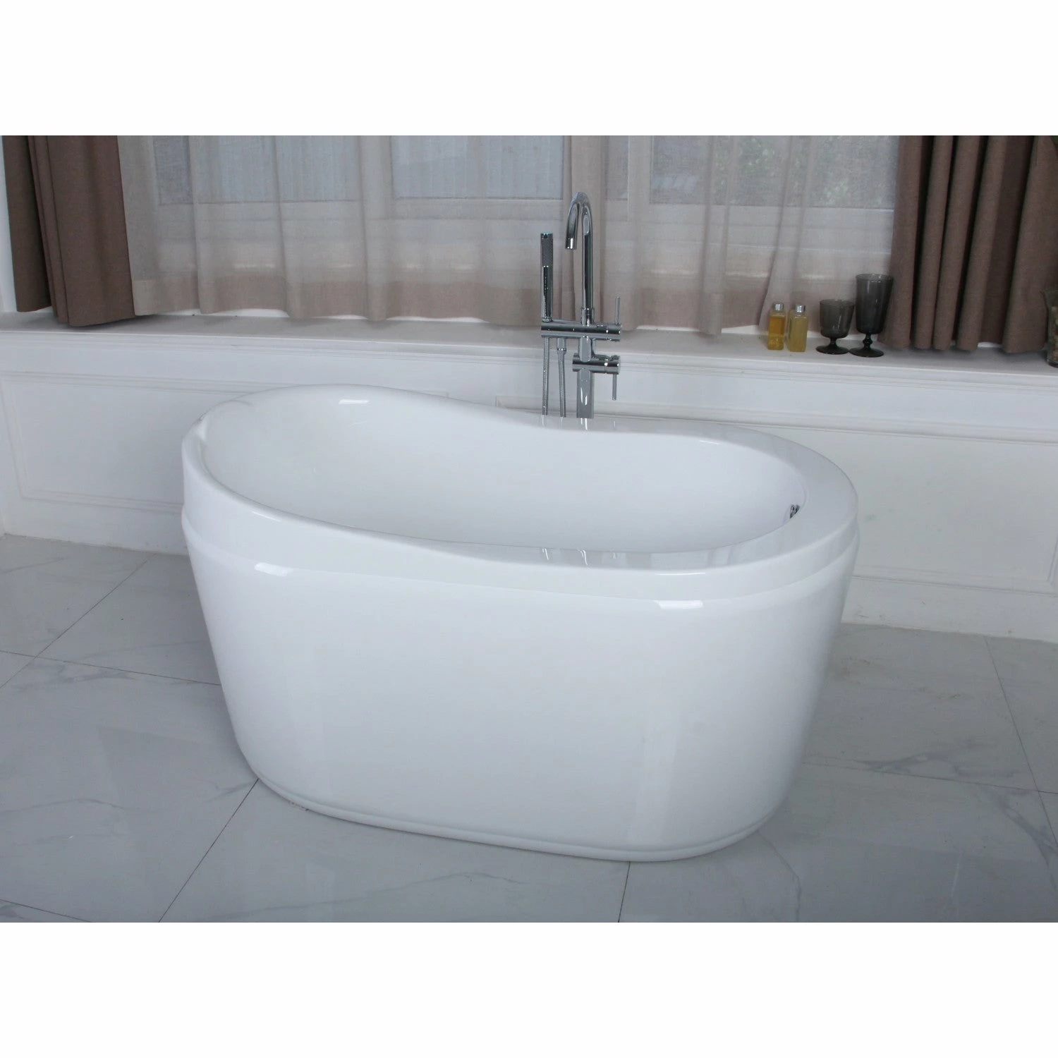 Aqua Eden VTRS523030 52-Inch Acrylic Freestanding Tub With Drain And Integrated Seat, White